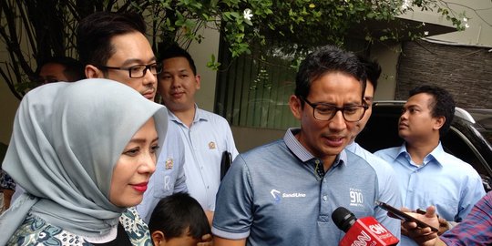 Sandiaga Pesan ke Masyarakat: Mohon Dilepas Atribut 02 dan 01