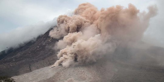 Aktivitas Gunung Sinabung Menurun ke Level III