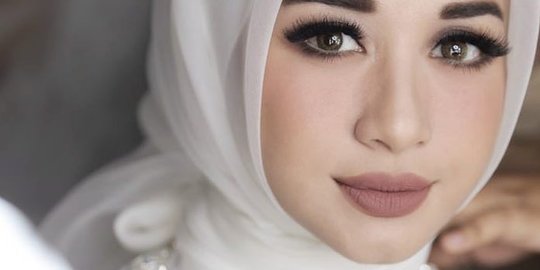 Inspirasi Makeup Lebaran ala Laudya Cynthia Bella