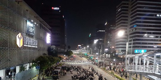 Ricuh Depan Bawaslu, Polisi Amankan Sejumlah Pendemo