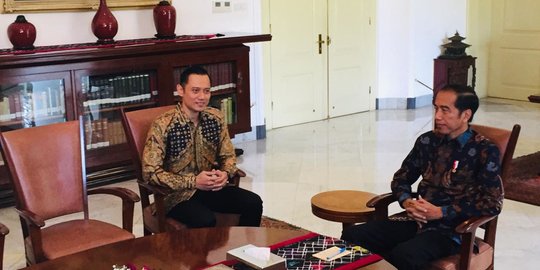 Jokowi Minta AHY Jadi Jembatan Komunikasi dengan SBY