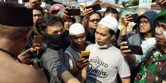 Cara TNI Negosiasi Minta Kerumunan Warga Mundur di KS Tubun