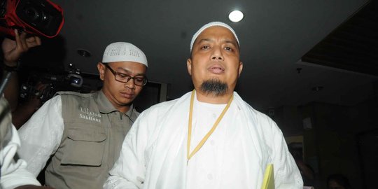 Ustaz Arifin Ilham Disalatkan di Masjid Al-Munawar Penang