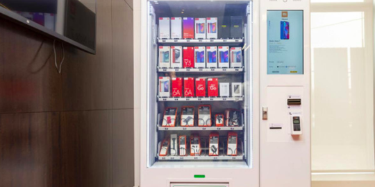 Beli Smartphone Xiaomi Lewat Vending Machine