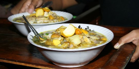Kuliner Legendaris Lamongan Menunggu Pemudik