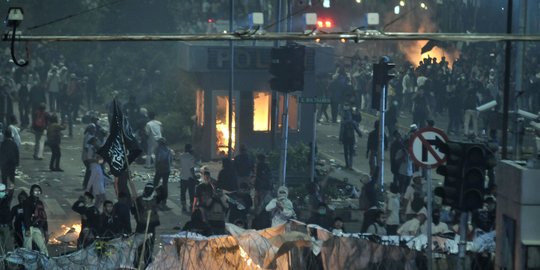 uang dolar dan rupiah rev1