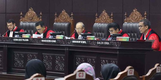 profil 9 hakim mk yang akan mengadili sengketa pilpres 2019