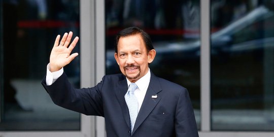 Sultan Brunei Kembalikan Gelar Kehormatan dari Kampus Oxford Karena Isu anti-LGBT