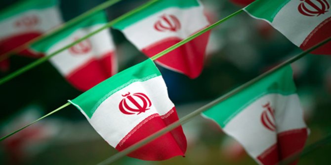 Militer: Iran dapat Tenggelamkan Kapal AS dengan Senjata Rahasia