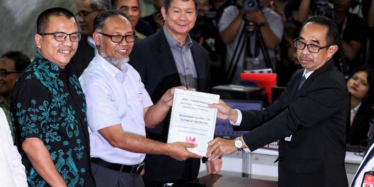 Cerita Tim Hukum Prabowo saat Datang ke MK