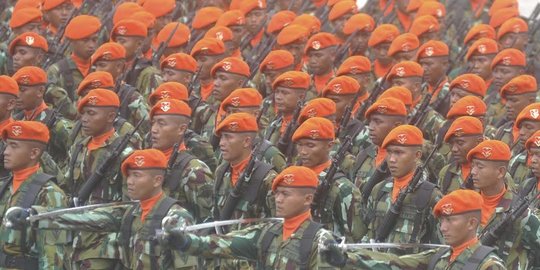 baret jingga rev2