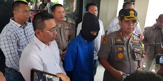 Peretas Masih Dicari, Polisi Bekuk Perekam Tulisan Menghina Jokowi di SPBU