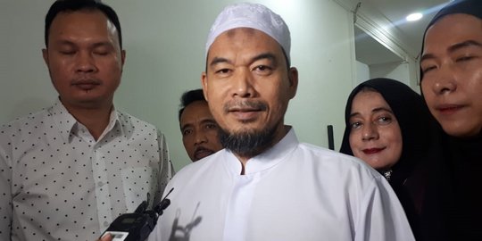 Ustaz Sambo Mengaku Tak Tahu Pidato People Power Eggi Sudjana