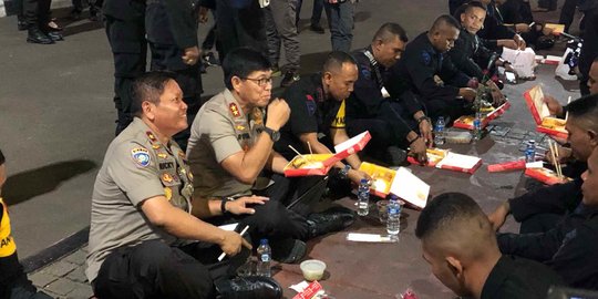 Kapolda Maluku Datang Ke Jakarta dan Buka Puasa Bareng Anak Buah di HI