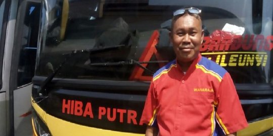 Kisah Tatang dan THR untuk Tiga Istri saat Penumpang Bus Sepi