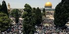 Suasana Salat Jumat Terakhir Bulan Ramadan di Yerusalem