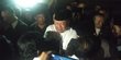 Tangis AHY dan Ibas Pecah saat Gotong Peti Jenazah Ani Yudhoyono Masuk Rumah Cikeas