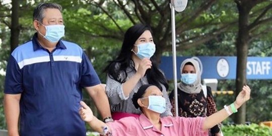 SBY akan Membuat Buku Kisah Hidup Ani Yudhoyono