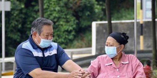 tokoh dan artis indonesia yang meninggal karena penyakit kanker