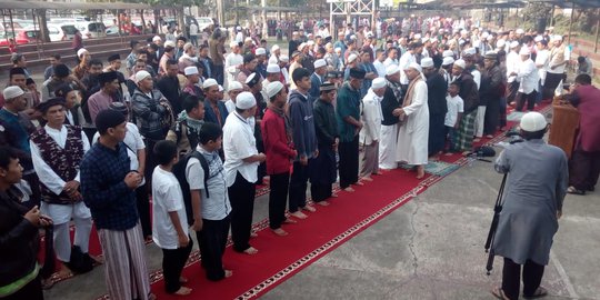 Ikuti Hasil Rukyat Global, Jemaah Majelis Taqorrub Ilalloh Garut Lebaran Hari Ini