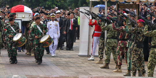 Dirawat di Rumah Sakit, JK Minta Maaf Tak Bisa Melayat Ani Yudhoyono