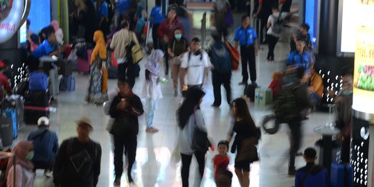 H-1 Lebaran, Stasiun Gambir Angkut 22.000 Penumpang, Pasar 