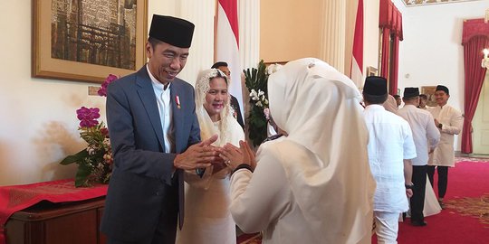 Open House, Penampilan Presiden Jokowi Kompak dengan Wapres JK