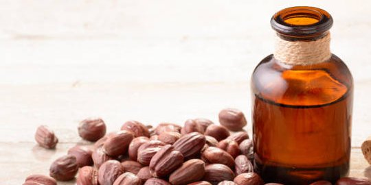 Atasi Jerawat Membandel dengan Minyak Jojoba