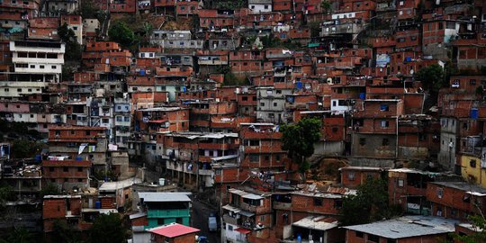 Menengok Permukiman Kumuh Terbesar di Venezuela