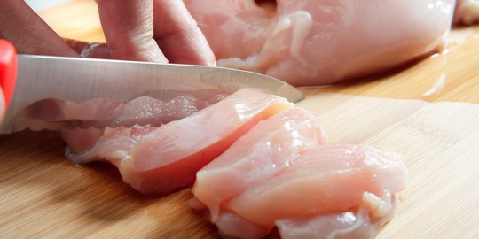 Terkait Kolesterol, Daging Ayam Ternyata Memiliki Dampak Sama Seperti Daging Sapi