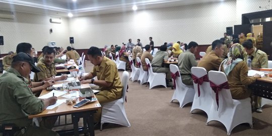 Bolos di Hari Pertama, 289 PNS Banten Terancam Turun Pangkat