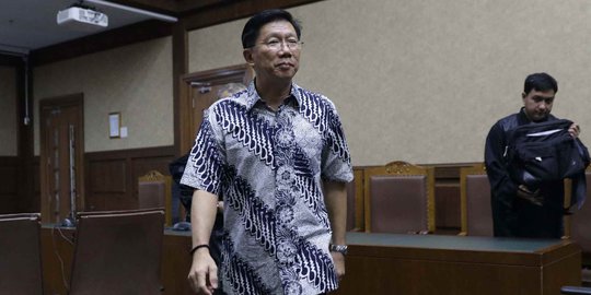 Sidang Dakwaan Presdir PT Grand Kartech Terkait Suap Krakatau Steel