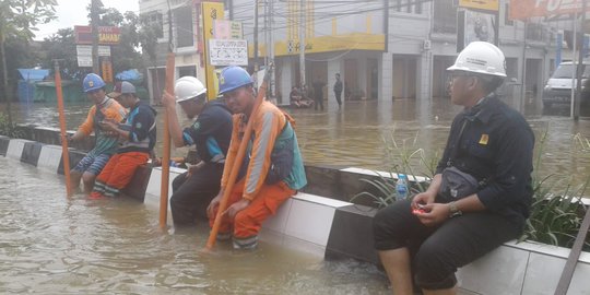 110 Gardu PLN Masih Dipadamkan, 11 Ribu Korban Banjir Samarinda Hidup Tanpa Listrik