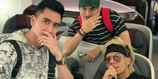 Offroad Di Padang Pasir, Mobil yang Ditumpangi Atta Halilintar Hampir Terbalik