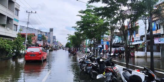 Banjir 1,5 Meter Rendam Rumah Warga, Masa Tanggap Darurat di Samarinda Diperpanjang