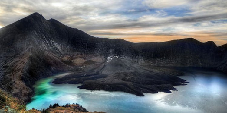 88 Foto Penampakan Di Gunung Rinjani Gratis Terbaru