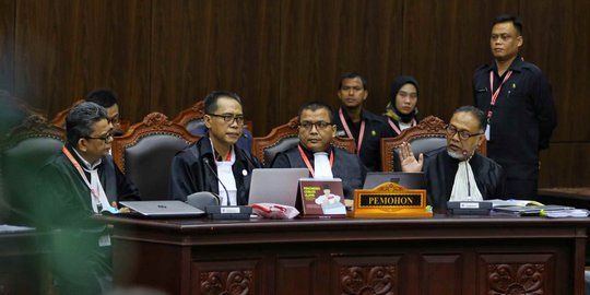 Tim Prabowo Minta MK Kaji Keabsahan Cawapres Ma'ruf Amin Karena Masih Aktif di BUMN