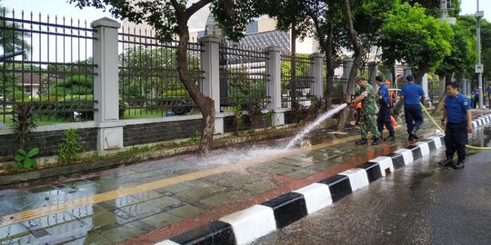 Operasi Gabungan Bersihkan Jakarta