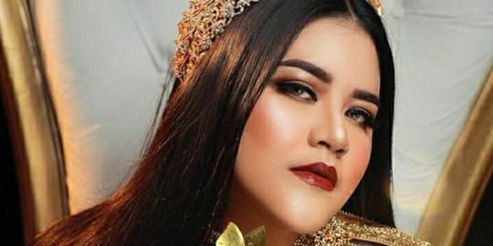 Unggah Foto Ini, Kahiyang Ayu Disebut Mirip Raisa