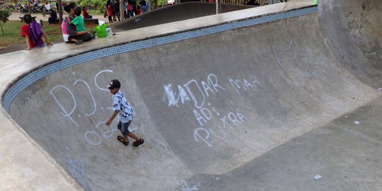 Aksi Vandalisme Kotori Area Skate Park RPTRA Kalijodo
