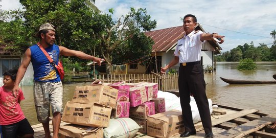 Salurkan Bantuan Banjir Sultra, Kemensos Alami Kendala saat Masuki Wilayah Konawe