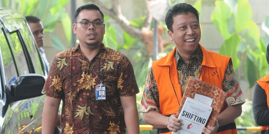 KPK Periksa Calon Rektor UIN Terkait Kasus Jual Beli Jabatan Romahurmuziy