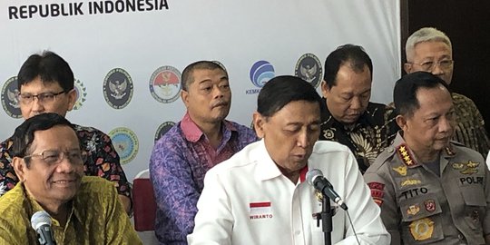 Wiranto Tegaskan Jika Ada Gerakan di MK Bukan Pendukung Jokowi atau Prabowo