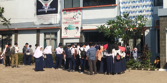 Minim Informasi buat Wali Murid Pendaftar di SMAN 28 Kecewa Harus Bolak Balik