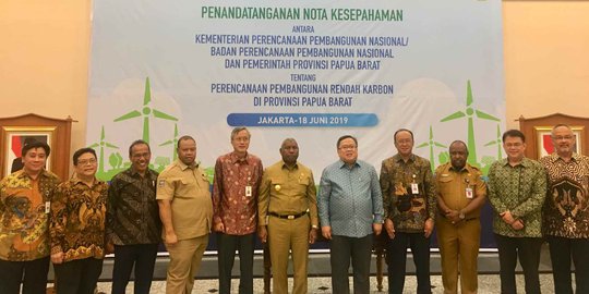 Bappenas Teken MoU Pembangunan Rendah Karbon dengan Papua Barat