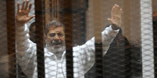 Mursi Diam-diam Dimakamkan di Kairo Dalam Pengawalan Ketat Militer