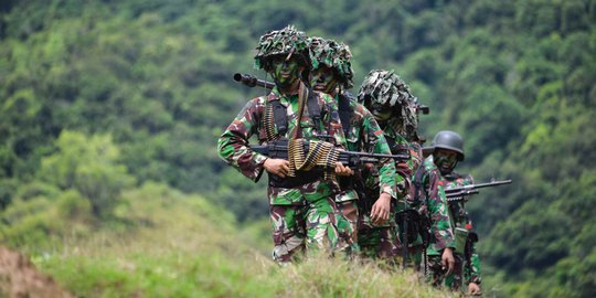 Ibu Ini Cari Mantu Prajurit TNI saat Massa Orasi Sidang Sengketa Pilpres 2019 di MK