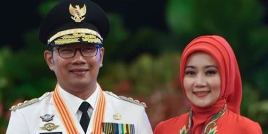 jabar ikut antre daftar anak masuk sma