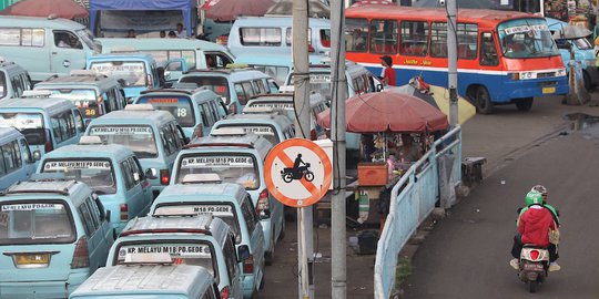 Dari 12 Ribu, Baru 800 Angkot Terintegrasi dengan Transjakarta