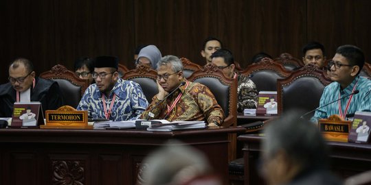 KPU Nilai Saksi Kubu Prabowo Tak Relevan & Tidak Perkuat Dalil Permohonan